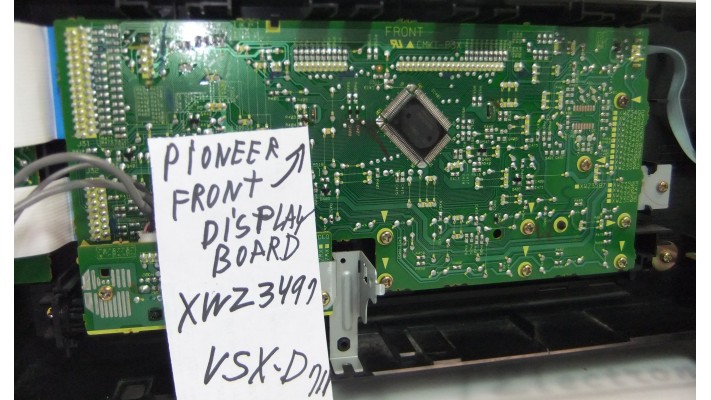 Pioneer VSX-D711 module display